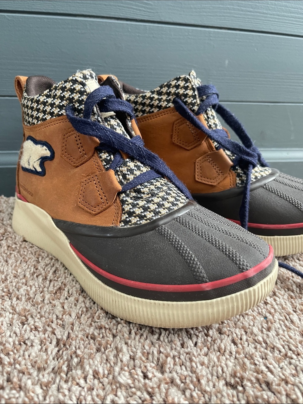 Sorel high tops Out N About Duck boots